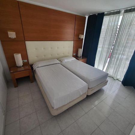 Cozy Apartment Near The Beach Playa de las Americas  Exteriör bild