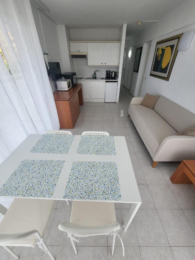 Cozy Apartment Near The Beach Playa de las Americas  Exteriör bild