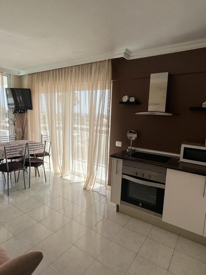 Cozy Apartment Near The Beach Playa de las Americas  Exteriör bild